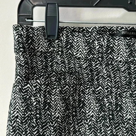89th & Madison Black and White Print Pull On Pants Size S - Picture 5 of 8